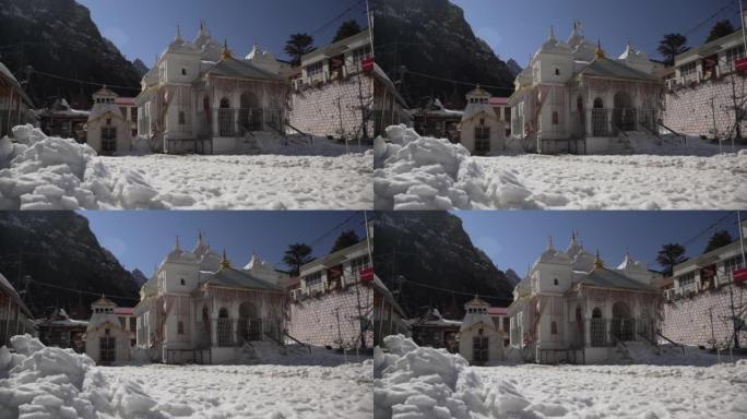 甘戈特里寺和雪山。