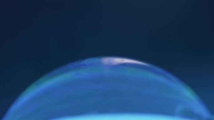肥皂泡背景水球空气球蓝色
