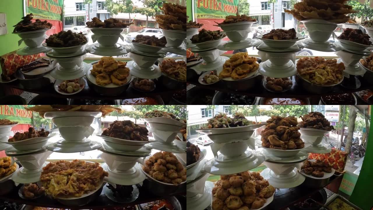 印度尼西亚西爪哇省万隆市巴东餐厅的Padangnese美食。