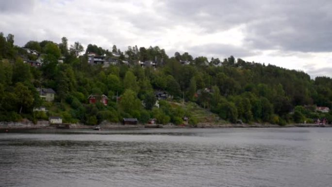 挪威约2022年9月年的8k英尺山腰住宅