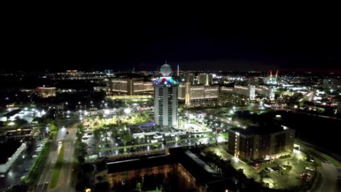 美国佛罗里达州奥兰多市中心的夜景。