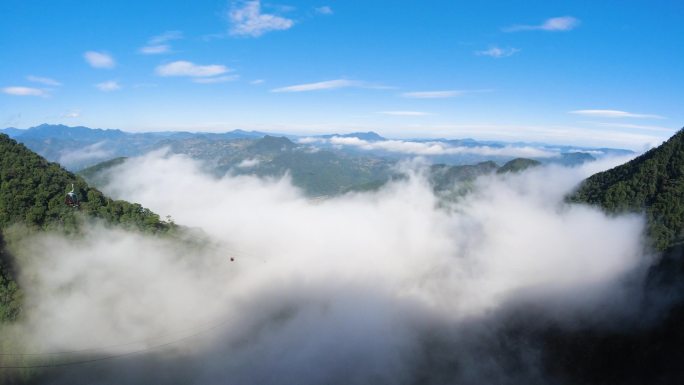 索道缆车观光滑行桥旅游穿云海延时航拍素材