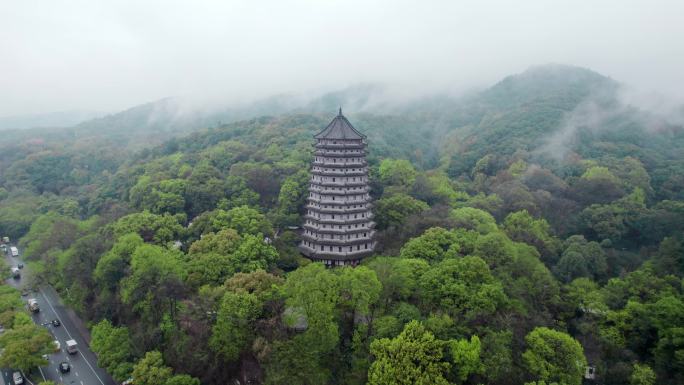 晨雾中的六和塔 水墨六和塔