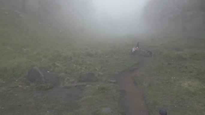 印度尼西亚中爪哇省拉乌山