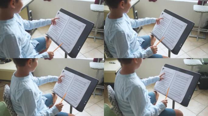 音乐学校幼儿练习