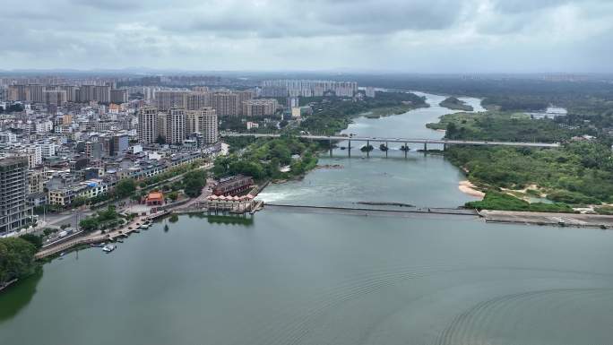 航拍海南琼海市城市全景面貌风光