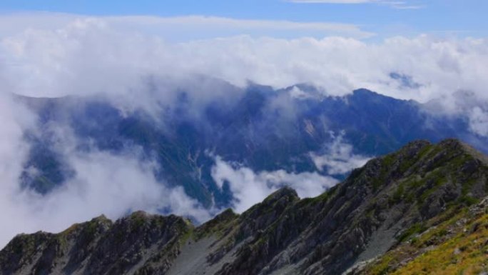 富山县初秋的武罗道风景，立山黑部高山路线