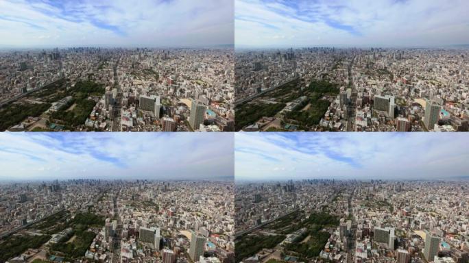 从摩天大楼顶部看到的大阪城市景观