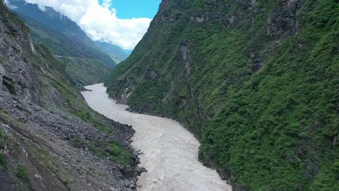 香格里拉虎跳峡