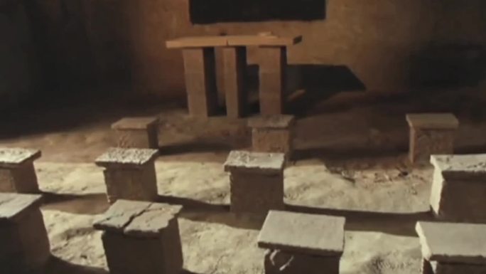 窑洞石凳石桌抗战时期