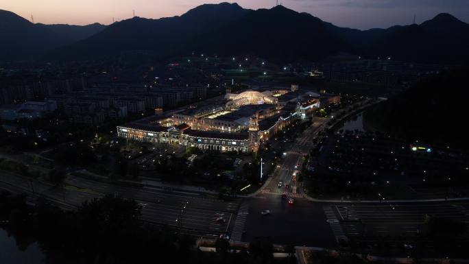 杭州富阳奥特莱斯夜景4K航拍