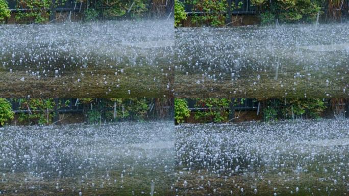 大雨中的冰雹