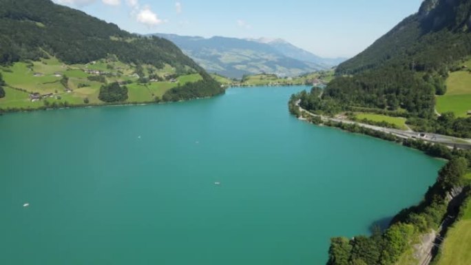 瑞士上瓦尔登伦湖的风景