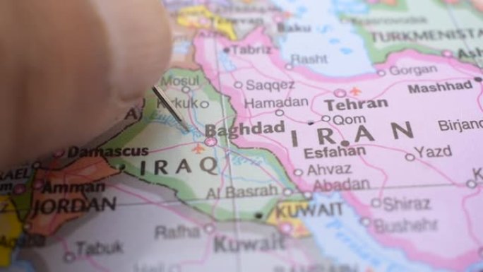 巴格达在政治地图上的位置旅行概念宏观特写查看股票视频