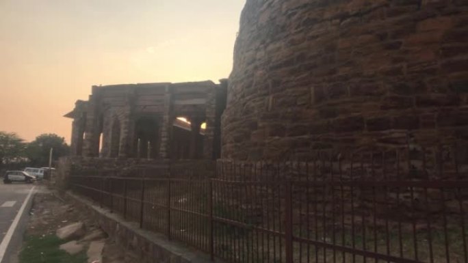 2019年11月，印度Fatehpur Sikri——建筑侧面的标牌