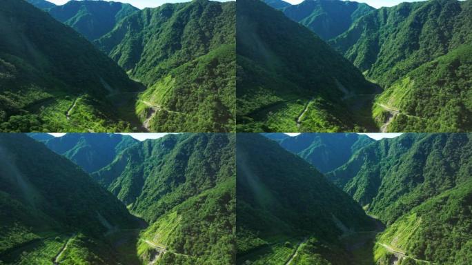 台湾山区南部跨岛公路鸟瞰图。