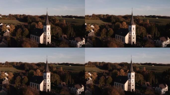 农村地区德国天主教堂的鸟瞰图