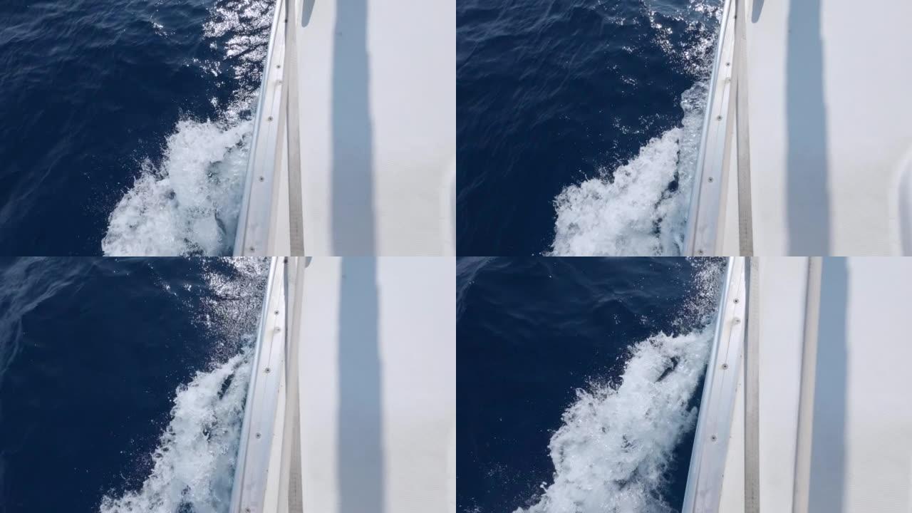 x5航行的慢动作镜头-夏季在爱琴海用帆船在海浪中撕裂
