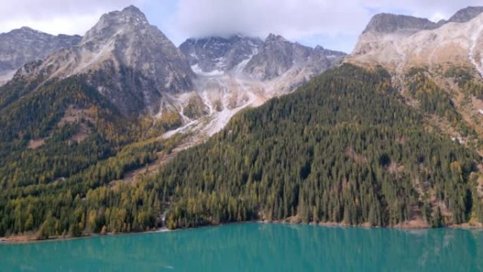 南蒂罗尔州的Antholzer湖See (Lago di Anterselva)