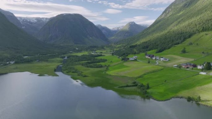 挪威湖泊的风景鸟瞰图