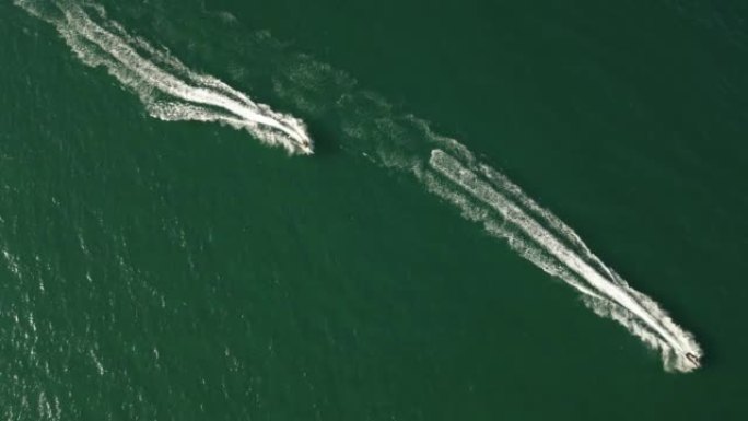 4k空中无人机拍摄的动力船出海