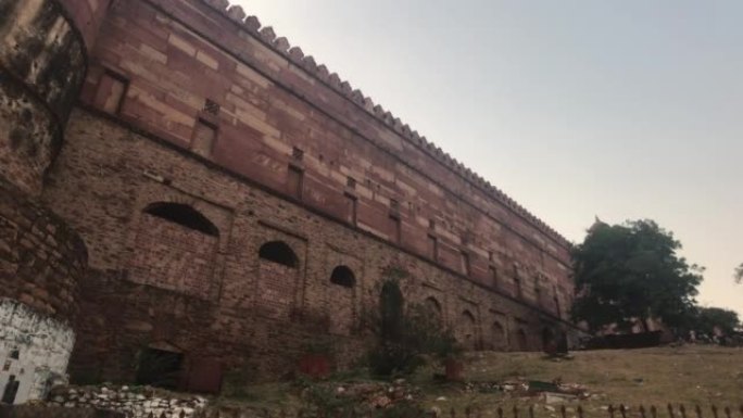 2019年11月，印度Fatehpur Sikri——建筑侧面的标牌