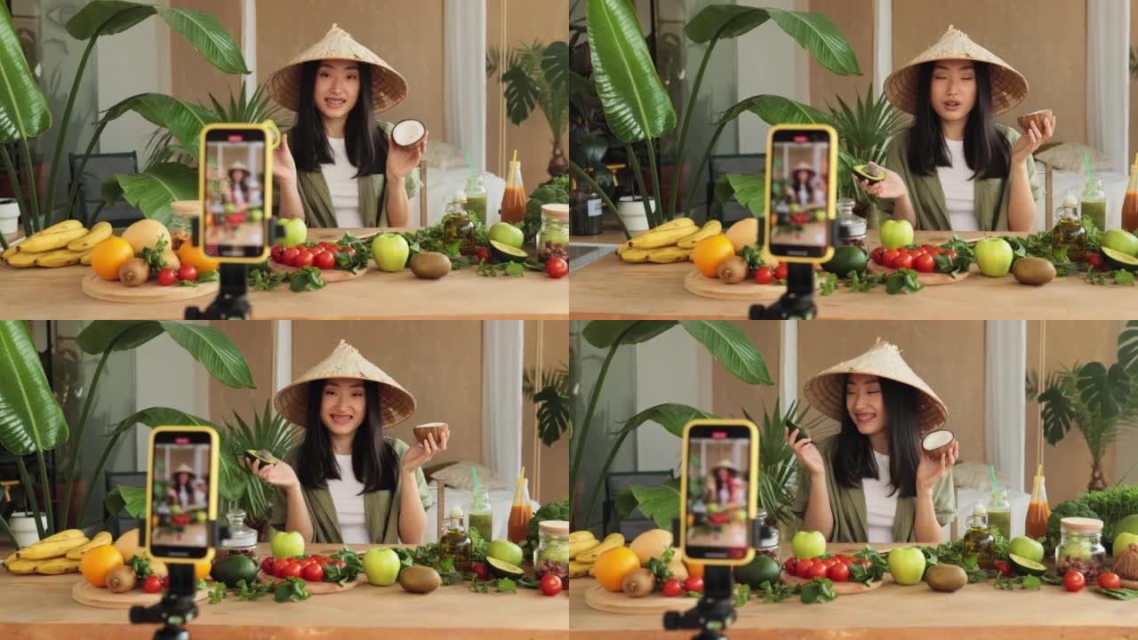 亚洲烹饪视频博客向追随者直播她的视频博客，展示如何准备早餐