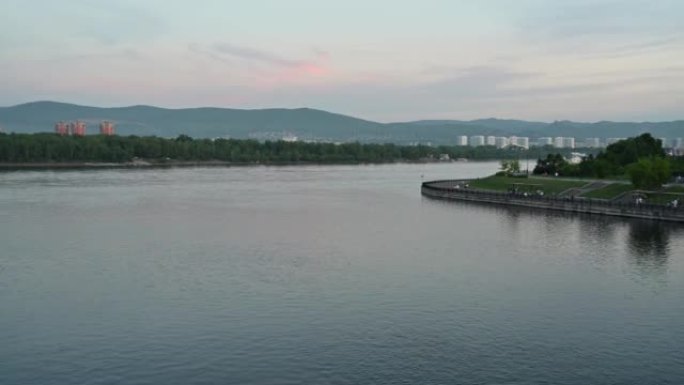 克拉斯诺亚尔斯克叶尼塞河水景
