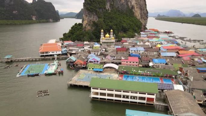 Ko Panyi的鸟瞰图是泰国攀牙府的一个渔村