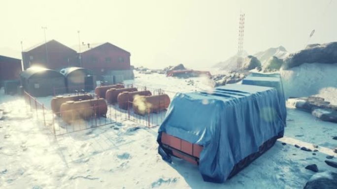 布朗站是一个南极基地和科学考察站