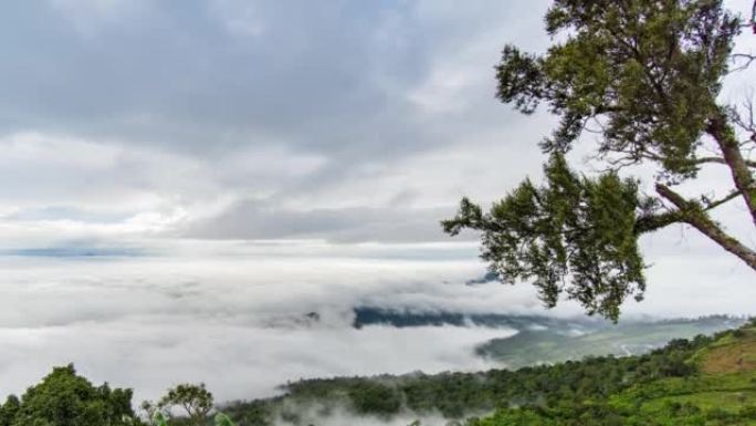 带有雾的主题山峰，延时视频