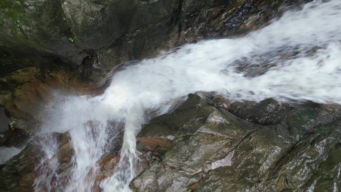 瀑布急流震撼升格