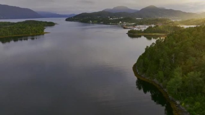 挪威峡湾的风景鸟瞰图