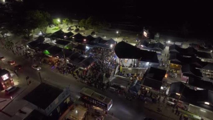 无人机在巴巴多斯的Oistins鱼苗中度过了一个非常忙碌的夜晚
