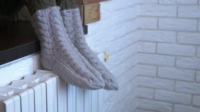 袜子散热器供暖季节。