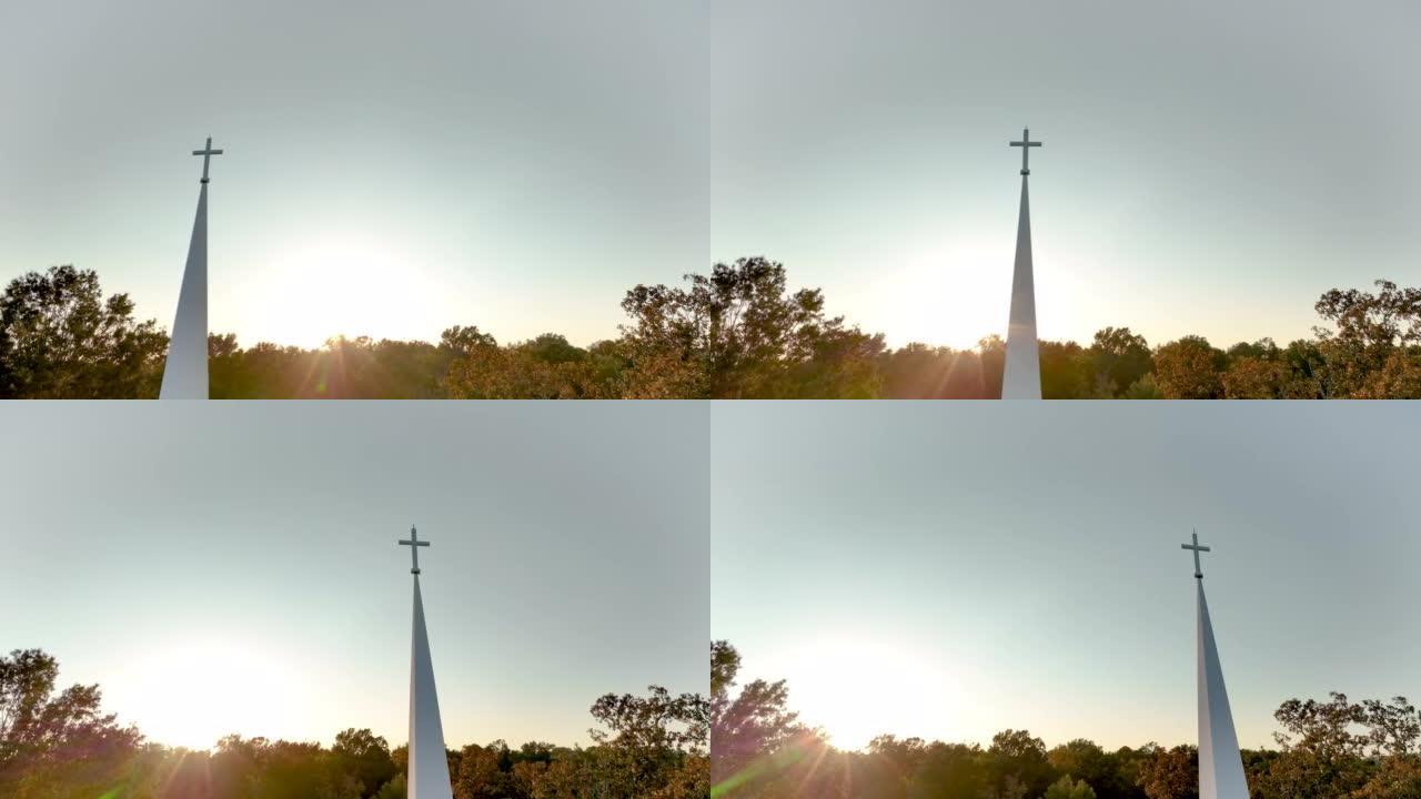 日出的教堂尖塔