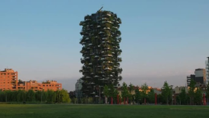 米兰的Bosco Verticale或垂直木宫殿建筑