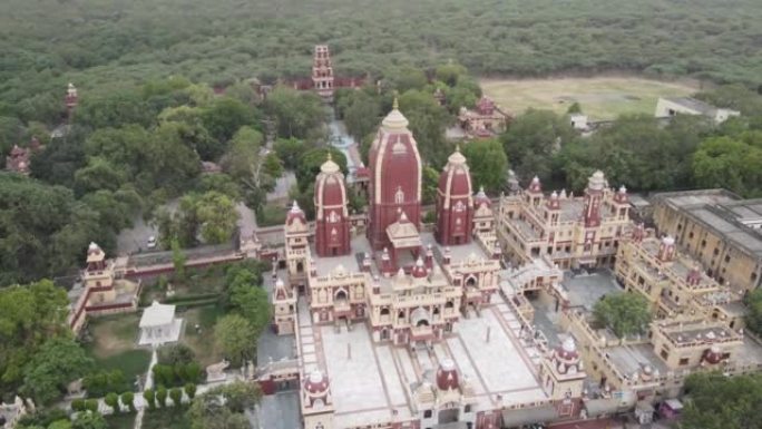 印度新德里首都比拉神庙的4k空中无人机拍摄