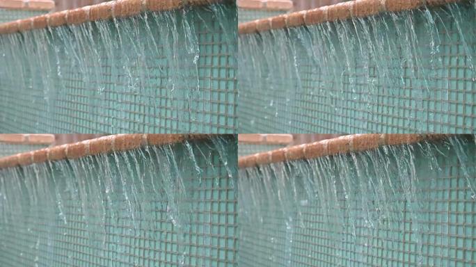 从游泳池流出的水的特写镜头