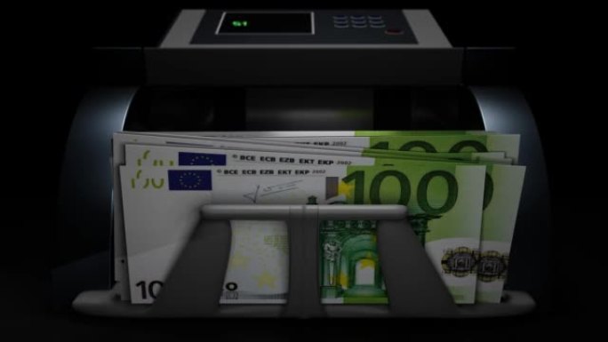 100欧元在自动提款机。从自动取款机提取现金。