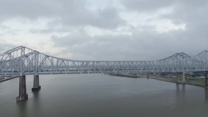 新奥尔良长桥的航拍镜头