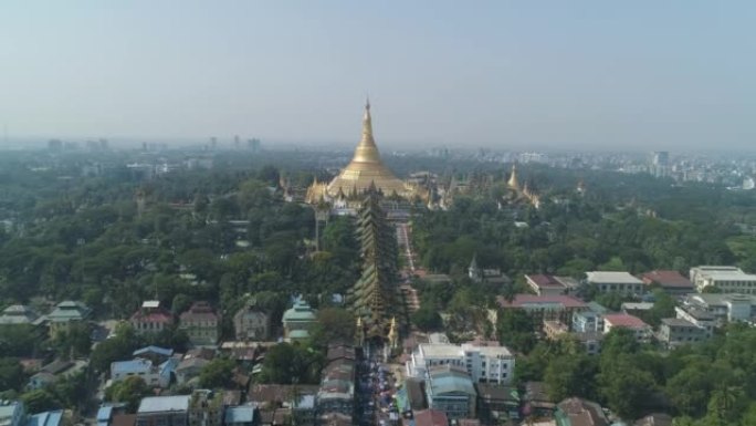 缅甸仰光大金塔鸟瞰图。