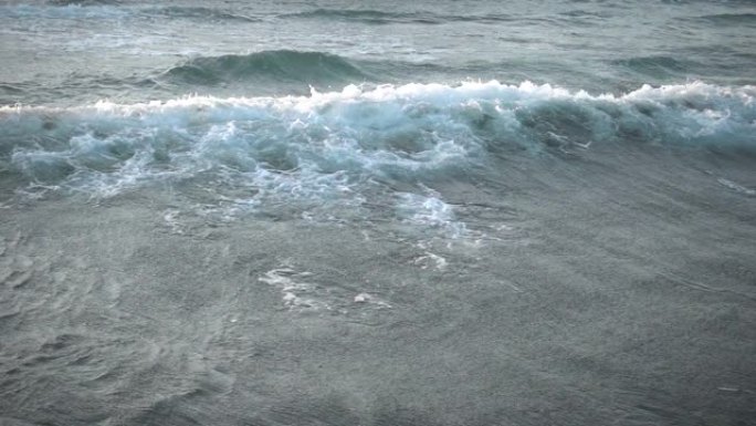 海洋风浪大浪风暴海浪。海洋大蓝浪海