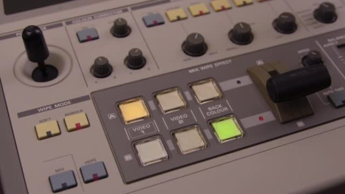 视频混合器多媒体设备调音台调音师