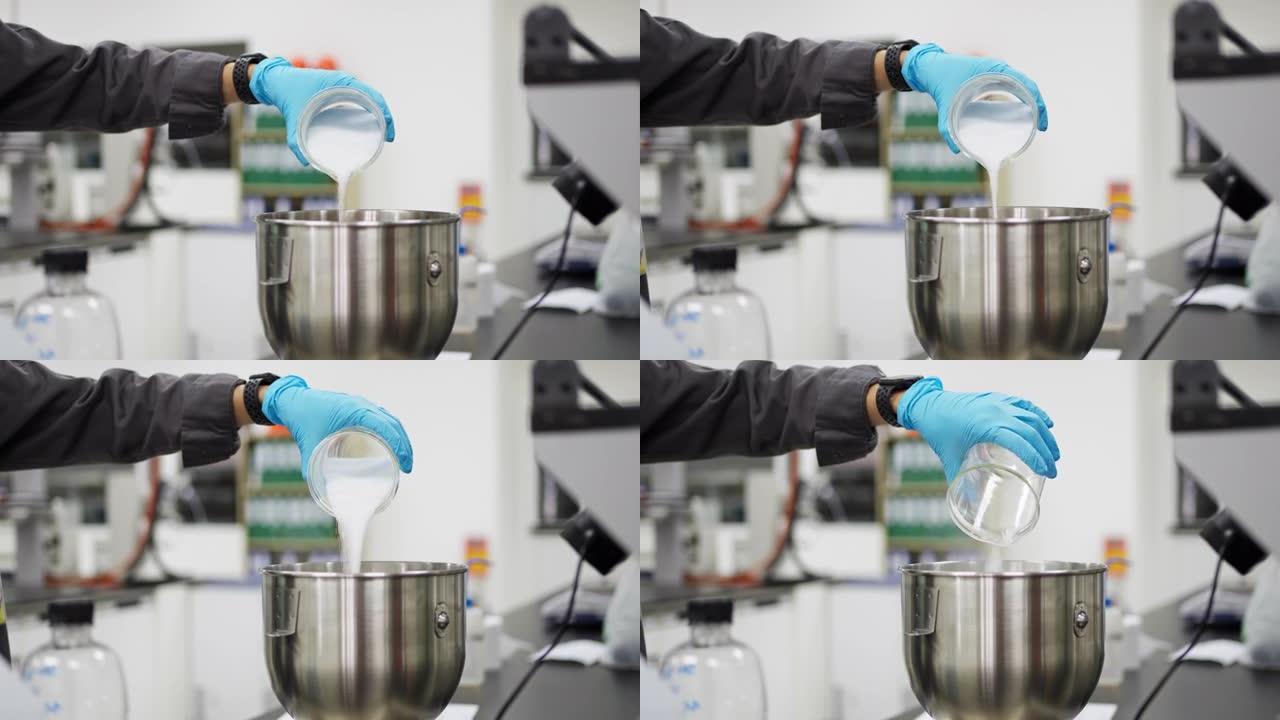 通过将脂肪酸和碱与润滑油一起加入碗中进行实验室规模的皂化反应来制作润滑脂。将固体材料倒入碗中并测量重