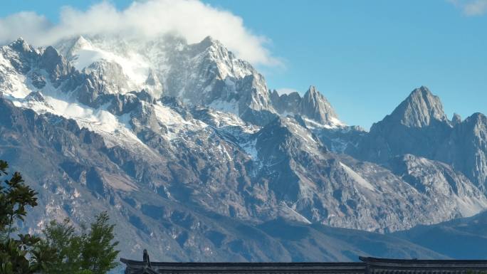 航拍云南丽江玉龙雪山