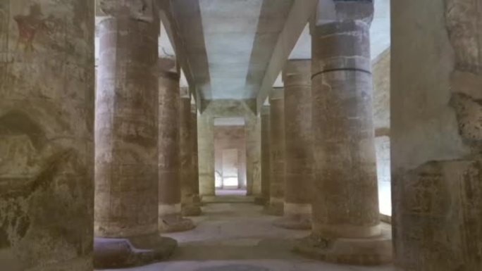埃及阿比多斯的拉美西斯二世神庙。Ramses Meri-Amon的房子，献给埃及的奥西里斯