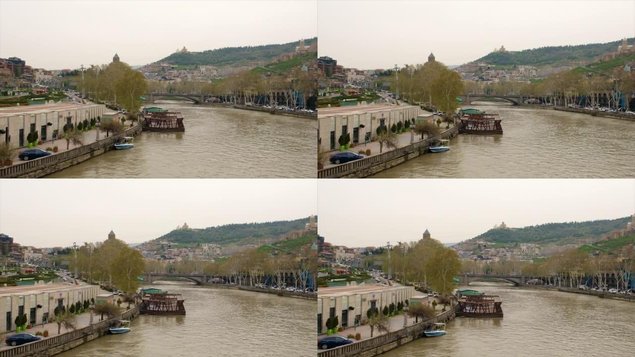 2022年4月15日-格鲁吉亚第比利斯库拉河的老城。选择性聚焦。自然。