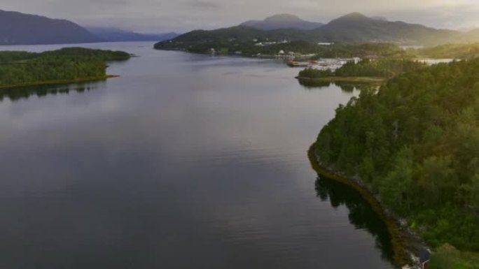 挪威湖泊的风景鸟瞰图