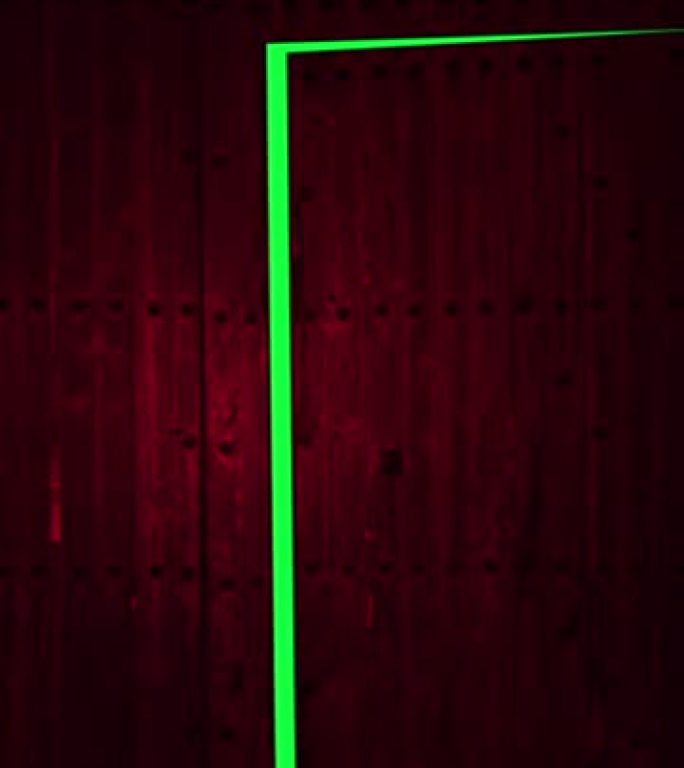 垂直视频动画-木门打开绿屏背景